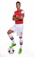 /album/voetbal/mesut-ozil-home-shirt-full-1-jpg/